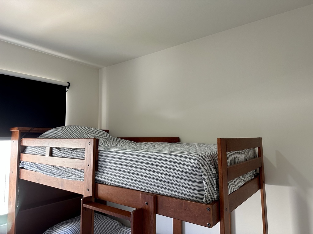 [CASA_FRIDA_03_ALTO] Habitación compartida, cama individual